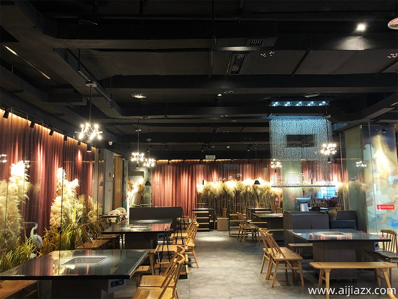 自助火鍋店設(shè)計(jì)空間布局